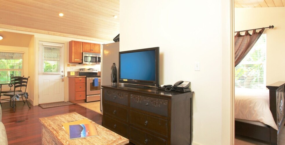More Photos Of 40 Ae Pl, Paia Apartments For Sale