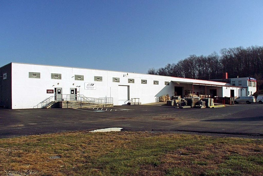 More Photos Of 5500 Paxton St, Harrisburg Warehouse For Sale