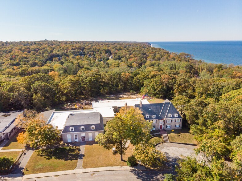 More Photos Of 18 Tower Hill Rd, Shoreham Schools For Sale