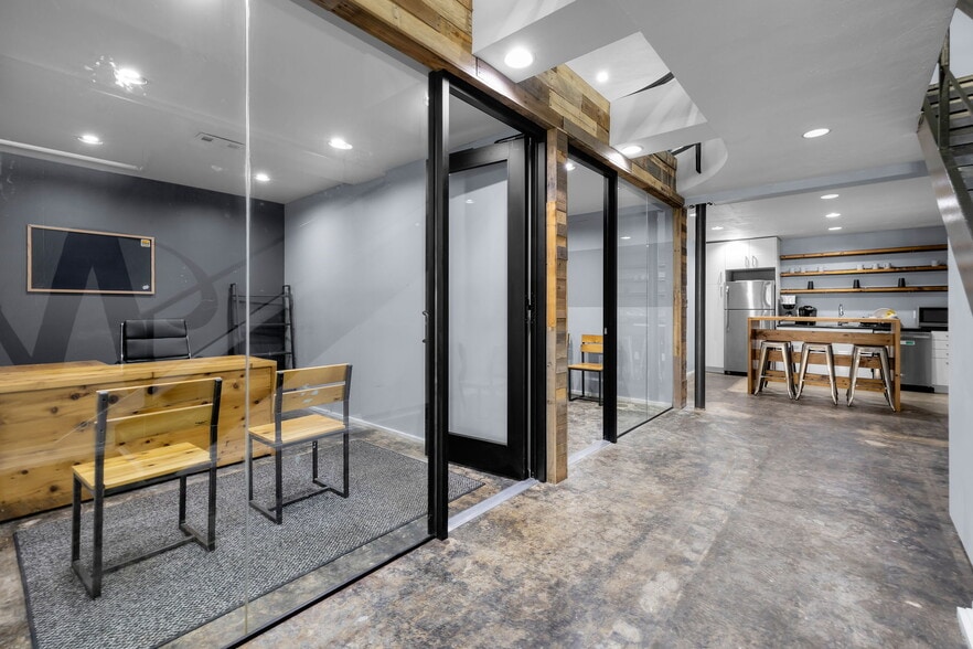 More Photos Of 211 W Freemason St, Norfolk Office Residential For Sale