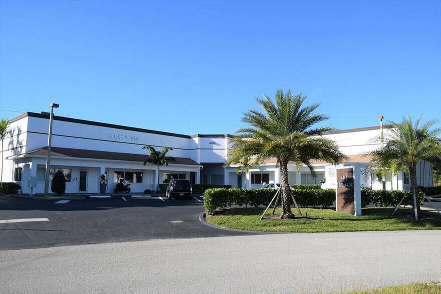Primary Photo Of 4440 S Tiffany Dr, West Palm Beach Light Manufacturing For Lease