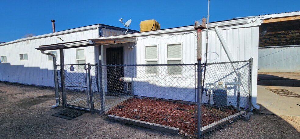 More Photos Of 426 1st St, Kersey Carwash For Sale