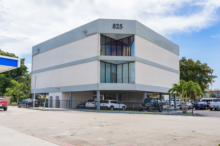 More Photos Of 825 SW 87th Ave, Miami Medical For Lease