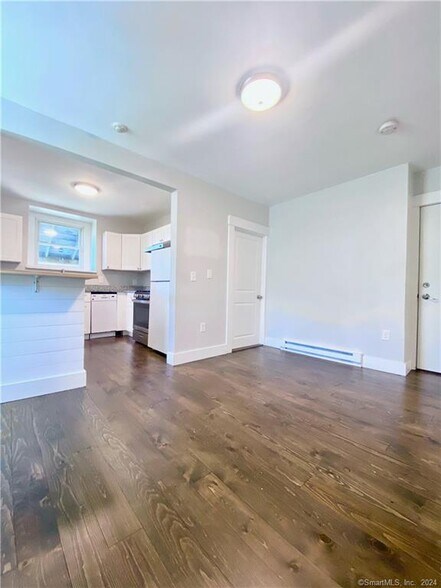 More Photos Of 82 Water St, Torrington Apartments For Lease