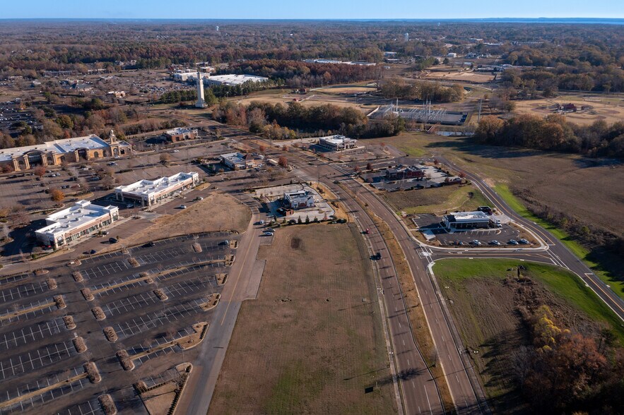 More Photos Of 221 Grandview Blvd, Madison Land For Lease