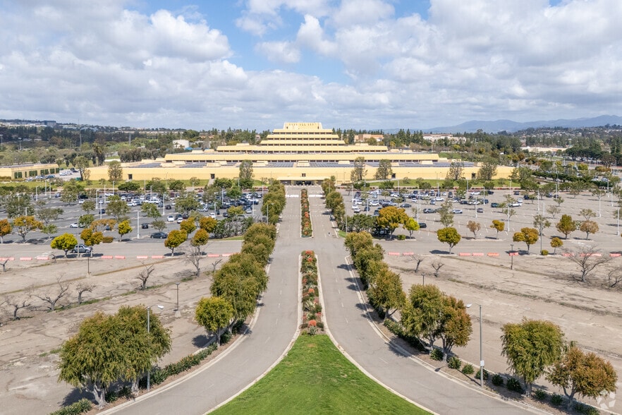More Photos Of 24000 Avila Rd, Laguna Niguel Office For Sale
