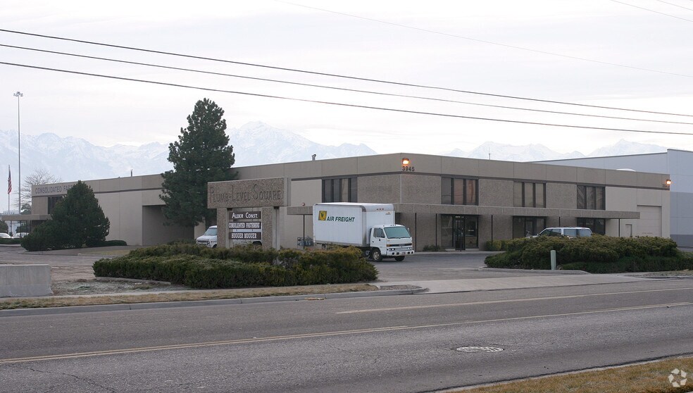 More Photos Of 3943 S 500 W, Salt Lake City Light Manufacturing For Lease