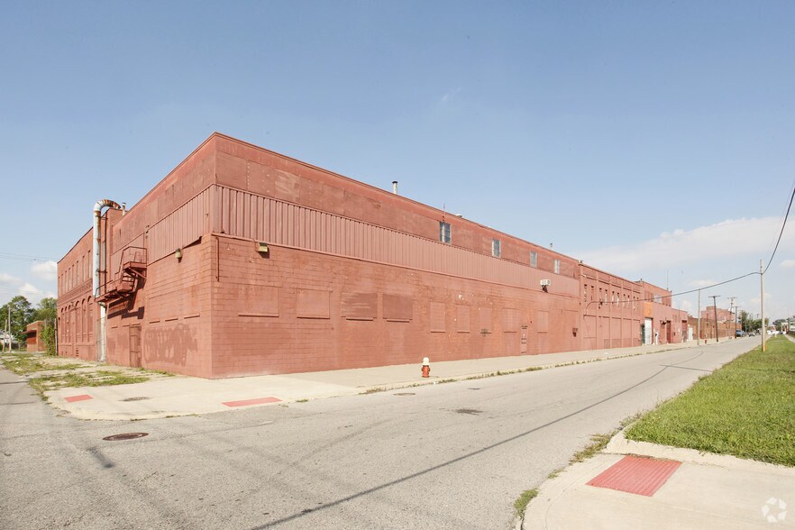 More Photos Of 3939 Bellevue St, Detroit Industrial For Sale