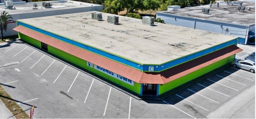 More Photos Of 5149 Powerline Rd, Fort Lauderdale Storefront For Sale
