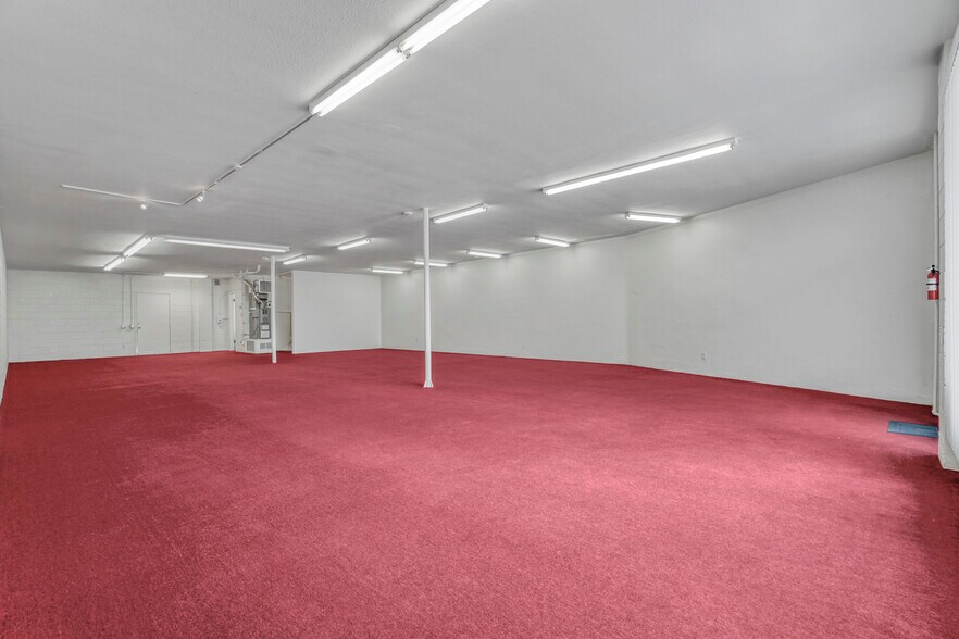 More Photos Of 21512-21516 Norwalk Blvd, Hawaiian Gardens General Retail For Sale