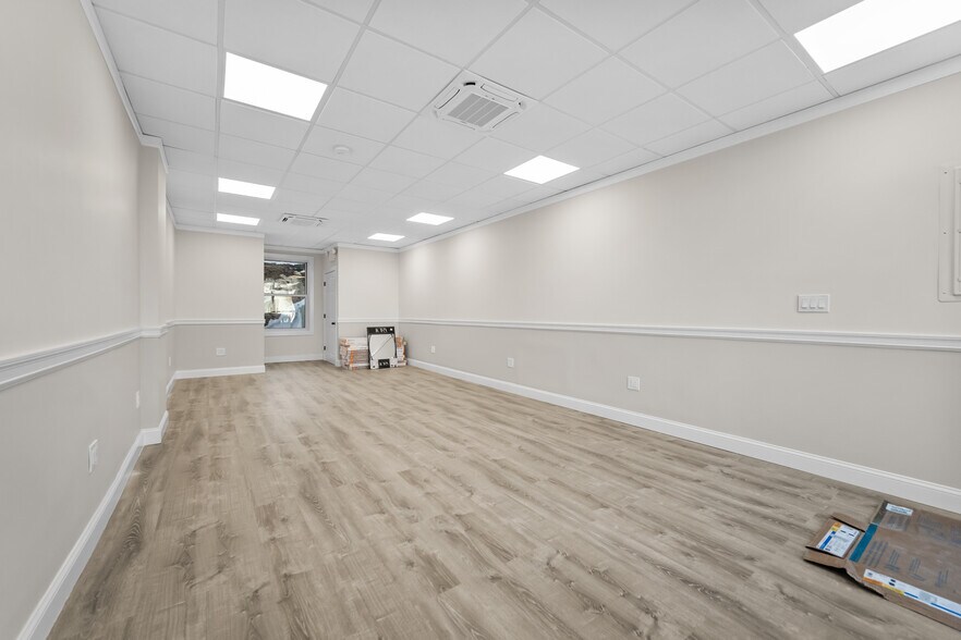 More Photos Of 324 Mount Pleasant Ave, Mamaroneck Storefront Retail Office For Lease