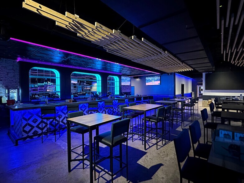 More Photos Of 1005 Norwood St, Fort Worth Restaurant For Sale