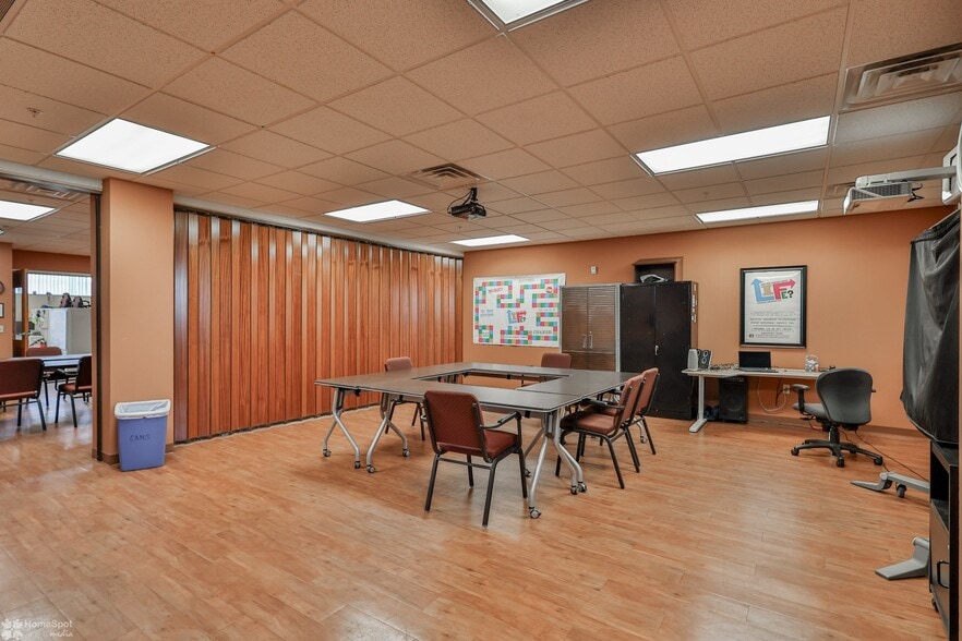More Photos Of 1226-1232 W Green St, Allentown Flex For Lease