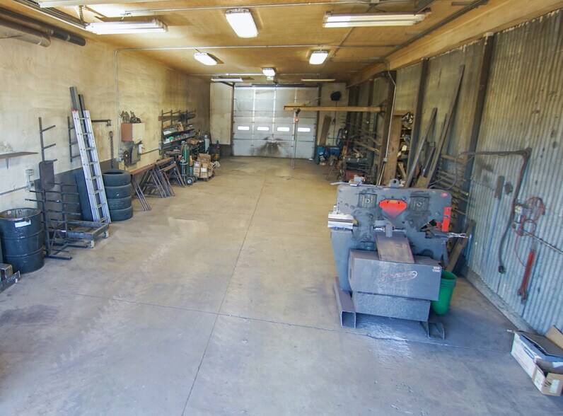 More Photos Of 6101 S 2nd St, Tetonia Service For Sale