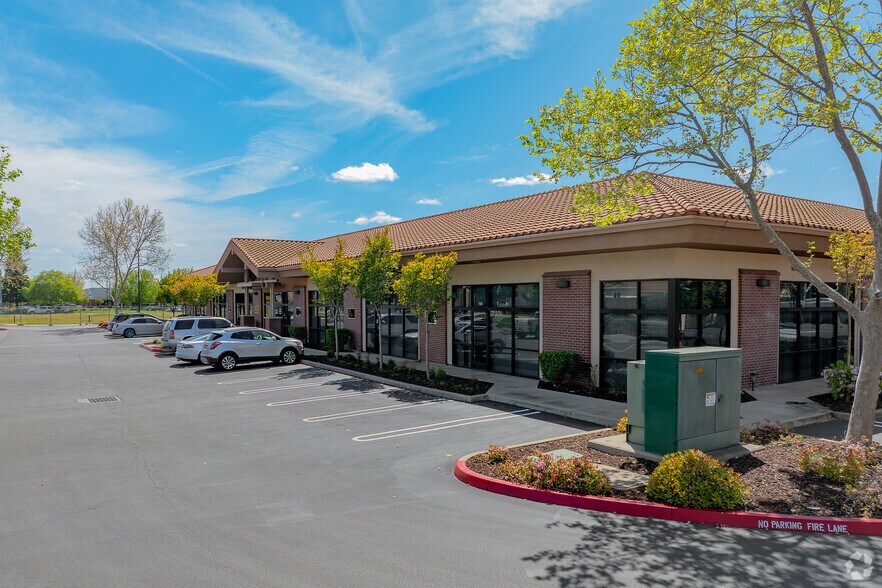 More Photos Of 1050 Opportunity Dr, Roseville Office Residential For Lease
