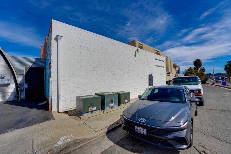 More Photos Of 1079-1085 W Morena Blvd, San Diego Refrigeration Cold Storage For Sale