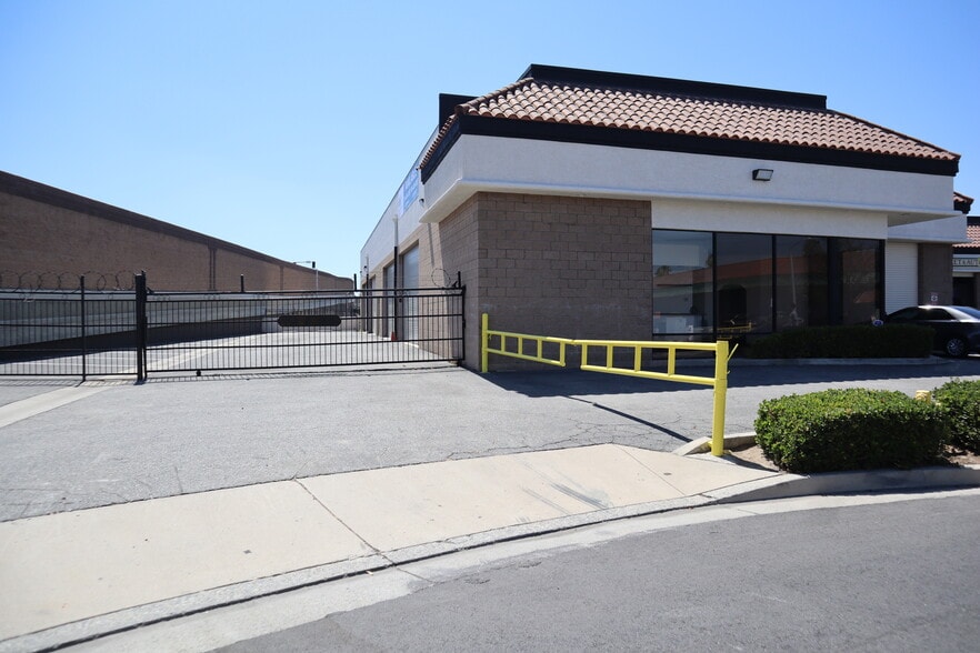 More Photos Of 110 Washburn Cir, Corona Unknown For Lease