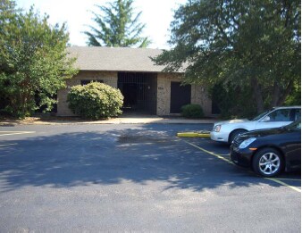 More Photos Of 150 Dalton Dr, DeSoto Office For Sale