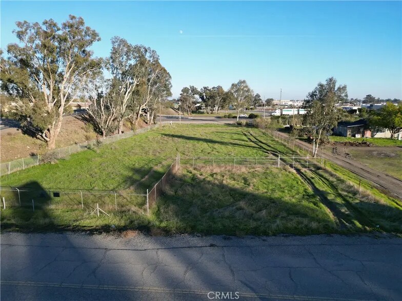 More Photos Of County Road HH exit 618 on I-5 @ Road 16, Orland Land For Lease