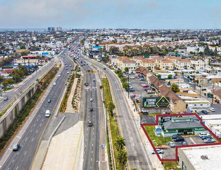 More Photos Of 2013 Newport Blvd, Costa Mesa Storefront For Sale