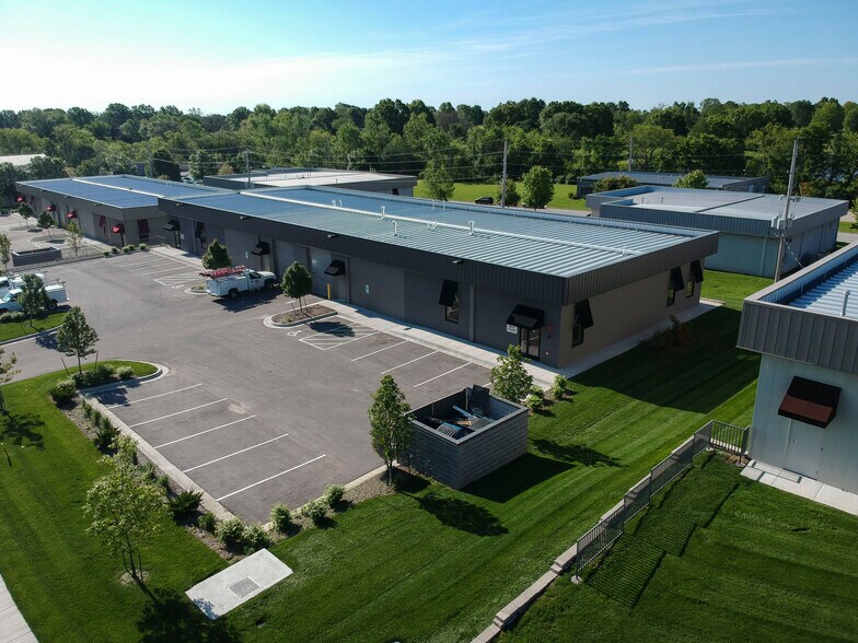 More Photos Of 71 SE 29th Ter, Lee's Summit Office For Sale