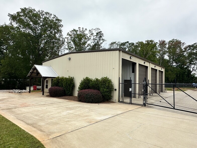 More Photos Of 540 Jerry Smith Dr, Watkinsville Warehouse For Lease