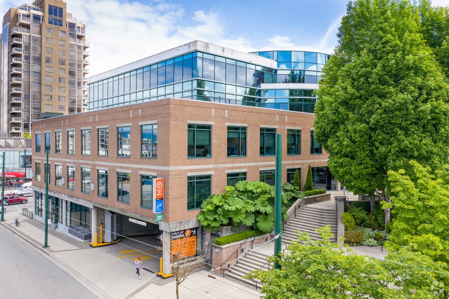 More Photos Of 1580-1598 W Broadway, Vancouver Office For Lease