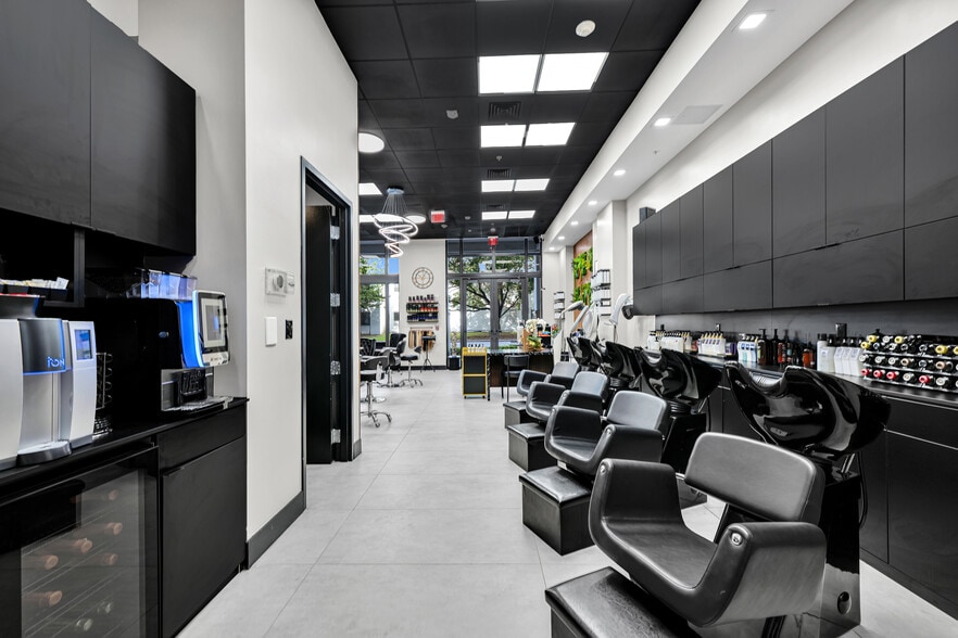 More Photos Of 301 Altara Ave, Coral Gables Apartments For Sale