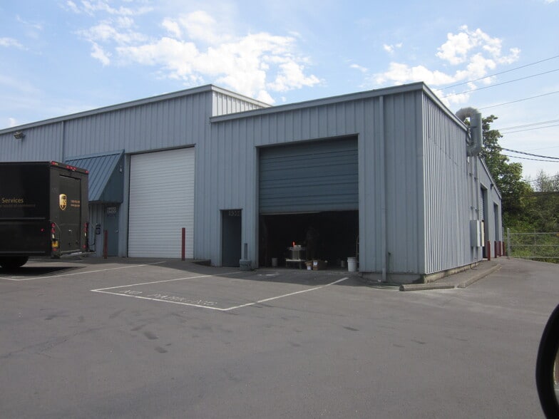 More Photos Of 9380 SW Tigard St, Portland Unknown For Lease