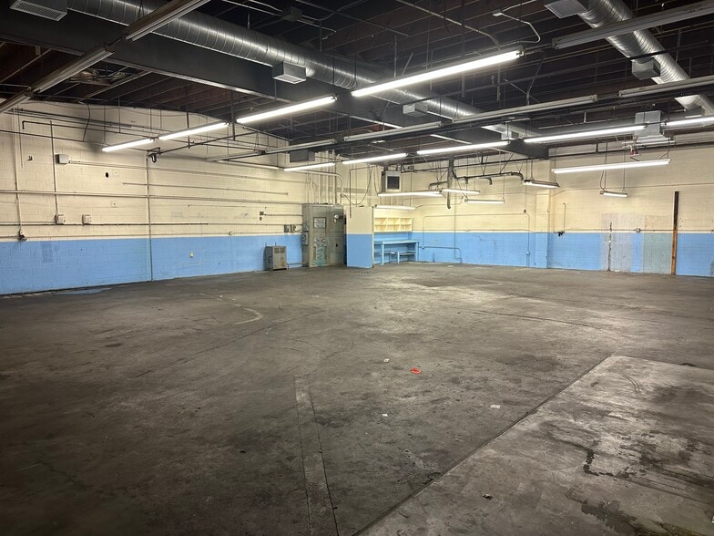 More Photos Of 6450 Roland St, Buena Park Warehouse For Sale