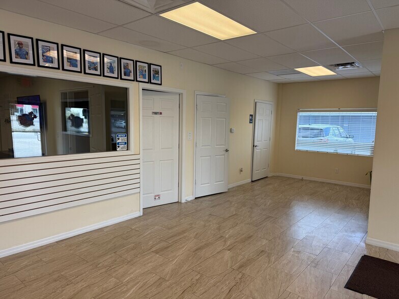 More Photos Of 1896 Elsa St, Naples Unknown For Lease
