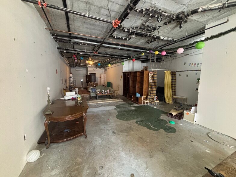More Photos Of 303 Wythe Ave, Brooklyn Apartments For Lease