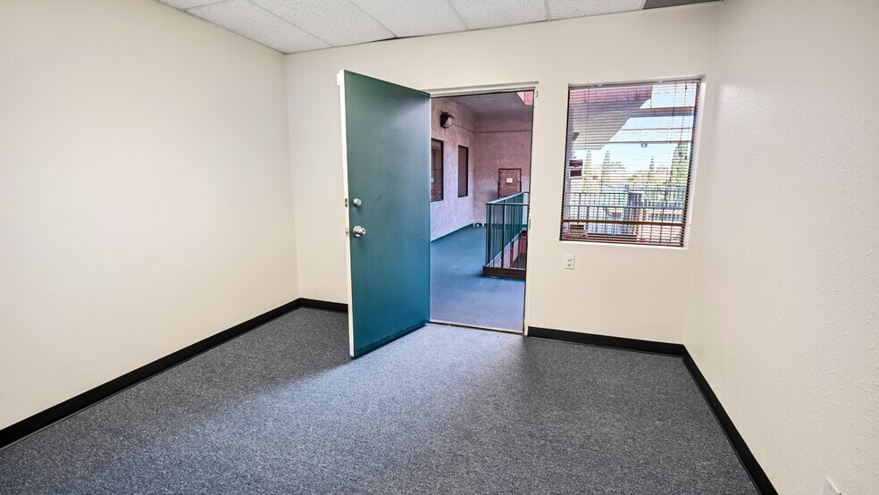 More Photos Of 5500 Atherton St, Long Beach Medical For Lease