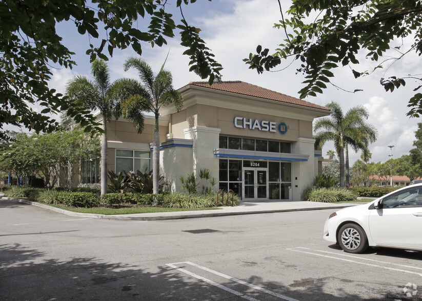 More Photos Of 8100 Wiles Rd, Coral Springs Unknown For Lease