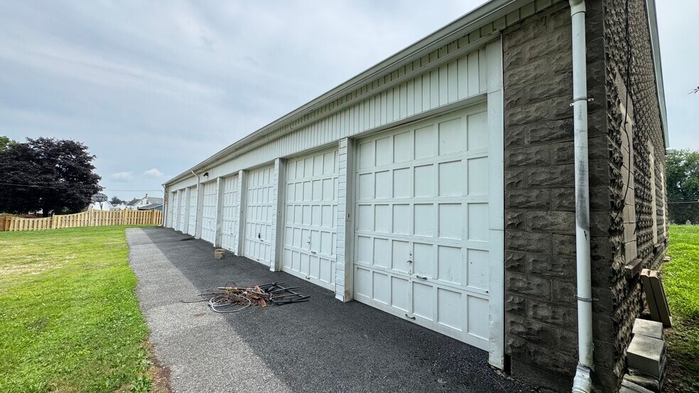 More Photos Of 98 Henderson St, Phillipsburg Warehouse For Sale