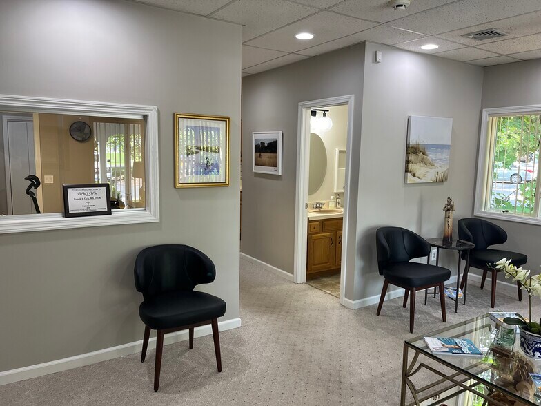 More Photos Of 666 Boston Post Rd, Guilford Medical For Sale