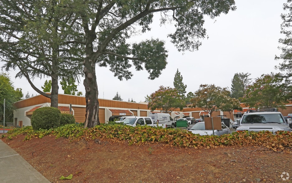 More Photos Of 805 University Ave, Los Gatos Warehouse For Lease