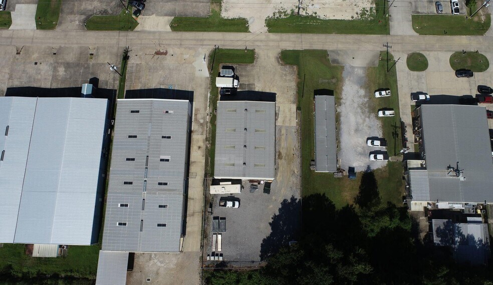 Primary Photo Of 2708 S Ruby Ave, Gonzales Warehouse For Lease