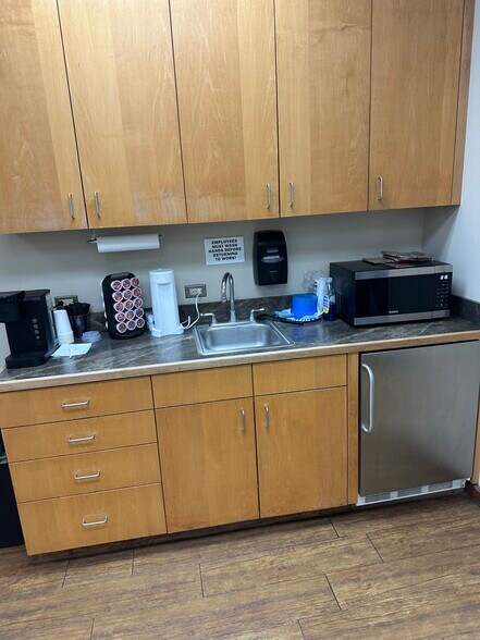 More Photos Of 8316 Lone Tree Rd, Victoria Industrial For Lease