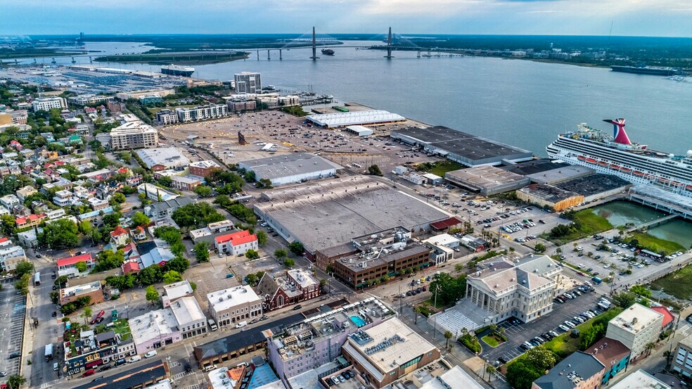 More Photos Of 32 N Market St, Charleston Storefront For Lease