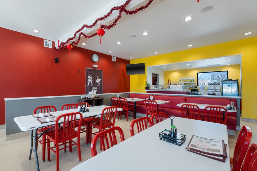 More Photos Of 403 Highway 412 W, Siloam Springs Restaurant For Sale