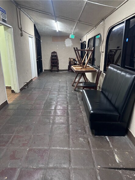 More Photos Of 3330 S Central Ave, Los Angeles Storefront Retail Residential For Lease