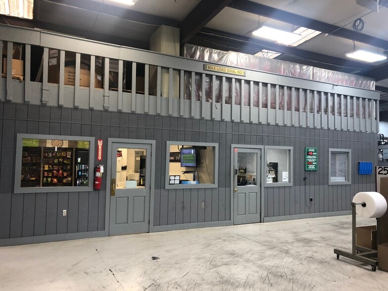 More Photos Of 199 Airport Rd, Arden Manufacturing For Sale