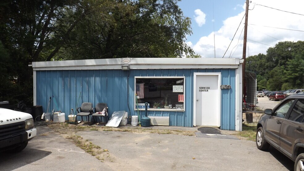 Primary Photo Of 2056 US 70 Hwy, Swannanoa Auto Salvage Facility For Lease