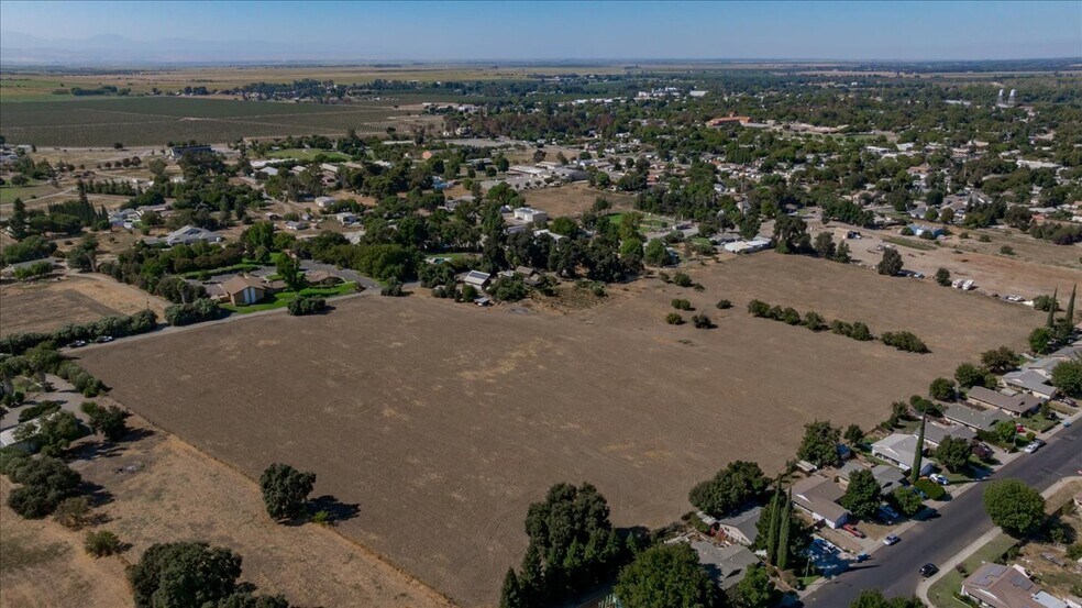 More Photos Of 1425 5th St, Colusa Land For Sale