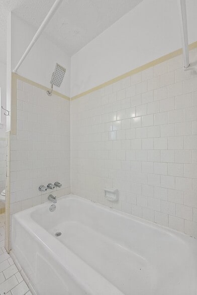 More Photos Of 2115 Goodrich Ave, Austin Apartments For Sale
