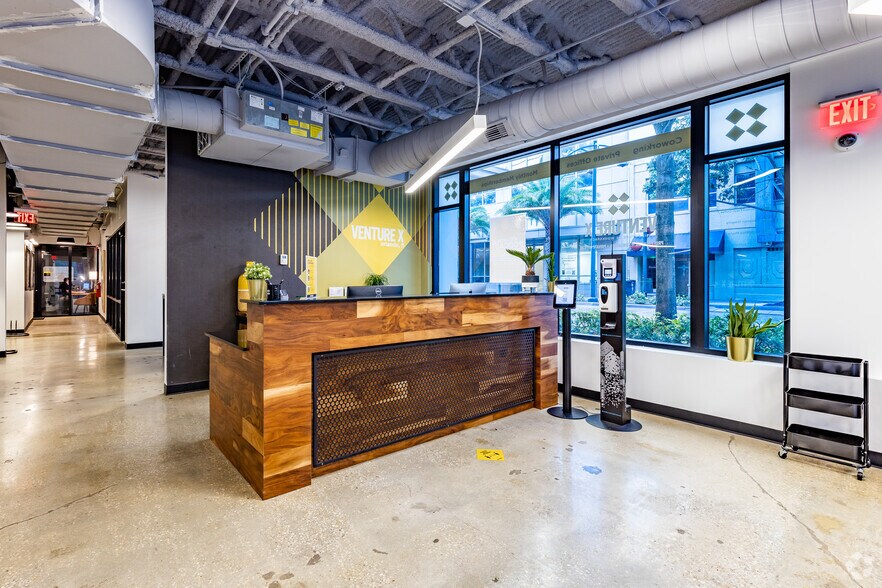 More Photos Of 100 E Pine St, Orlando Coworking Space