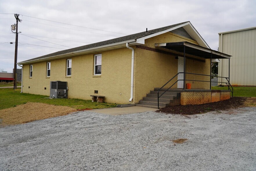 More Photos Of 6114 US-76, Pendleton Industrial For Sale