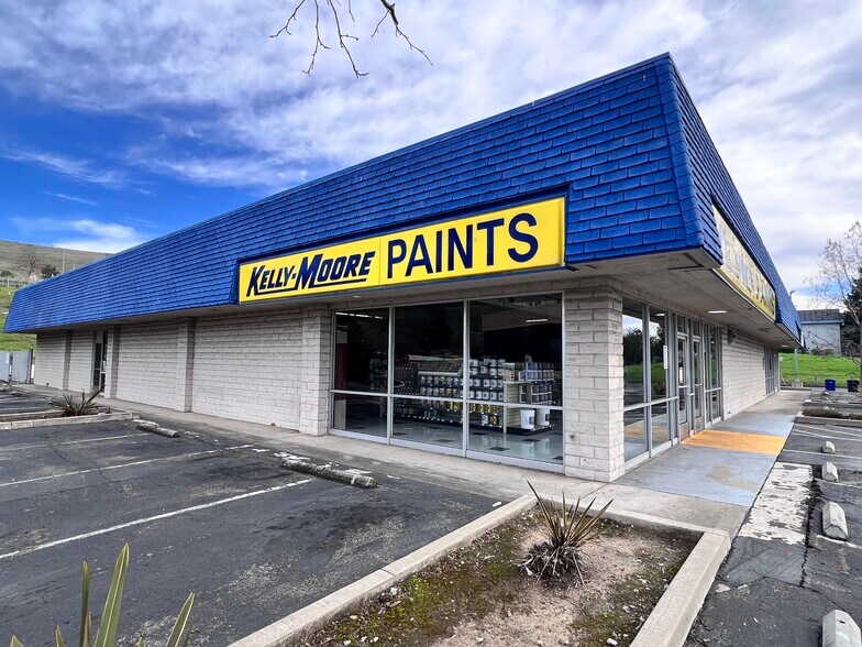 More Photos Of 28722-28728 Mission Blvd, Hayward Freestanding For Lease