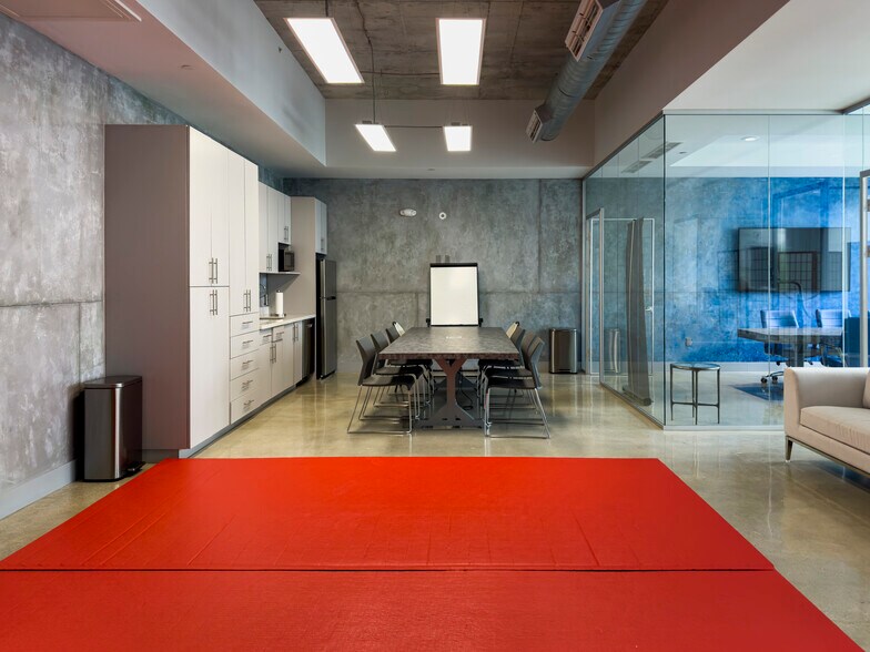 More Photos Of 2980 NE 207th St, Aventura Office Residential For Lease